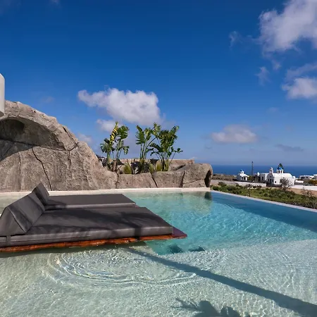Senses Luxury Villa Fira (Santorini)