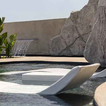 Senses Luxury * Fira (Santorini)