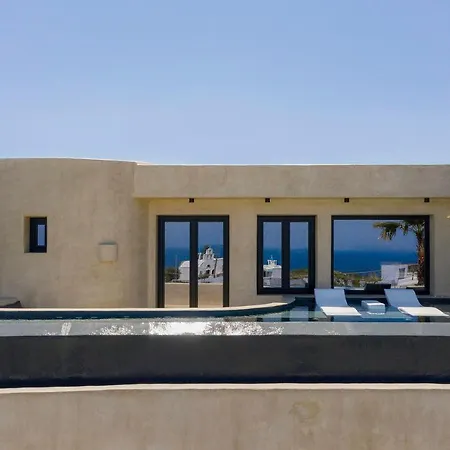 Senses Luxury Fira (Santorini)