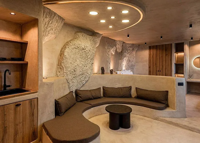 Senses Luxury Fira (Santorini)