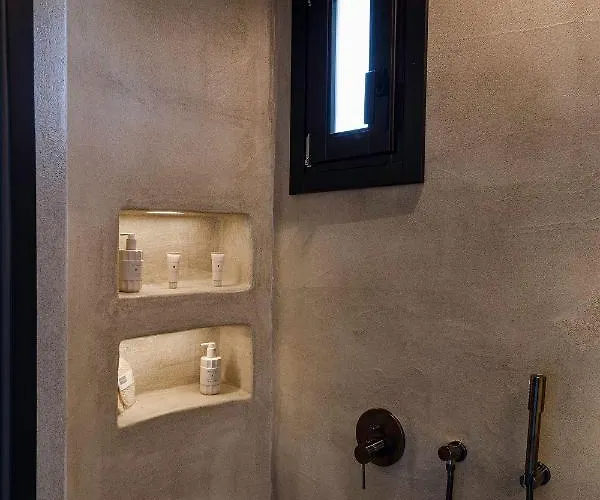 Senses Luxury * Fira (Santorini)