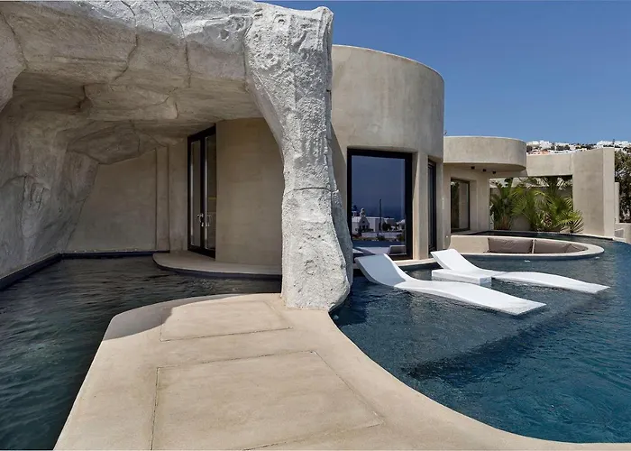 Senses Luxury Fira (Santorini)