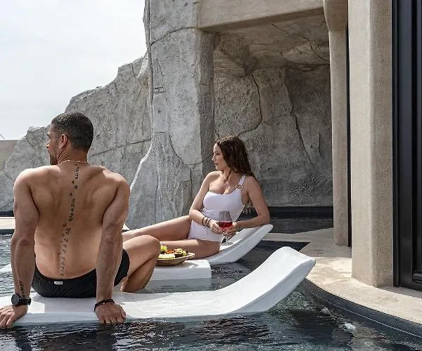 Senses Luxury *