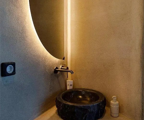 Senses Luxury Villa Fira (Santorini)