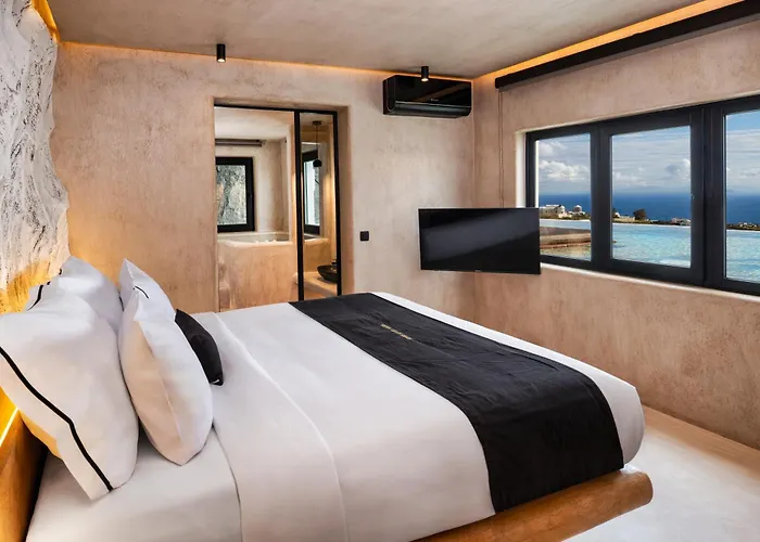 Senses Luxury * Fira (Santorini)