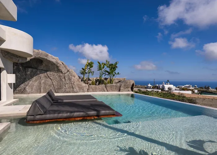 Senses Luxury Villa Fira (Santorini)